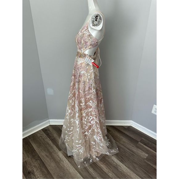 MAC DUGGAL EMBELLISHED V-NECK A LINE GOWN - Picture 7 of 10